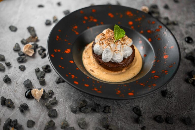 Signature Luxury Kitchen Design: Crafting Bespoke Culinary Masterpieces for Exceptional Living